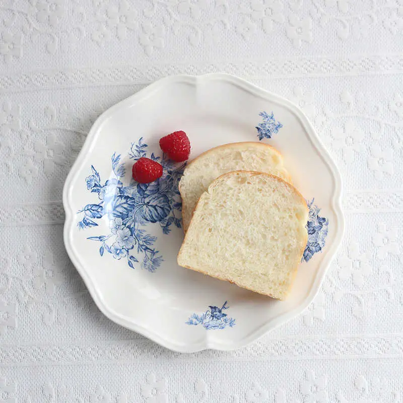 French Retro Printing Breakfast Plate Relief Ceramic Dessert Cake Plates Exquisite Western Spaghetti Dish Tableware
