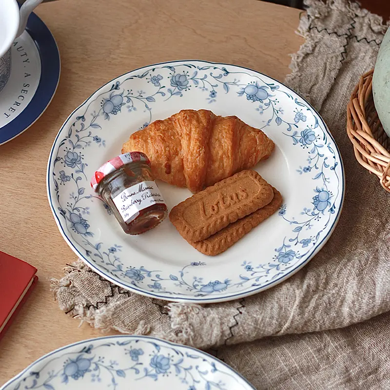 Vintage Blue Printed Breakfast Plate Ceramic Dessert Fruit Salad Dish Exquisite Western Pasta Steak Flat Disc Kitchen Tableware