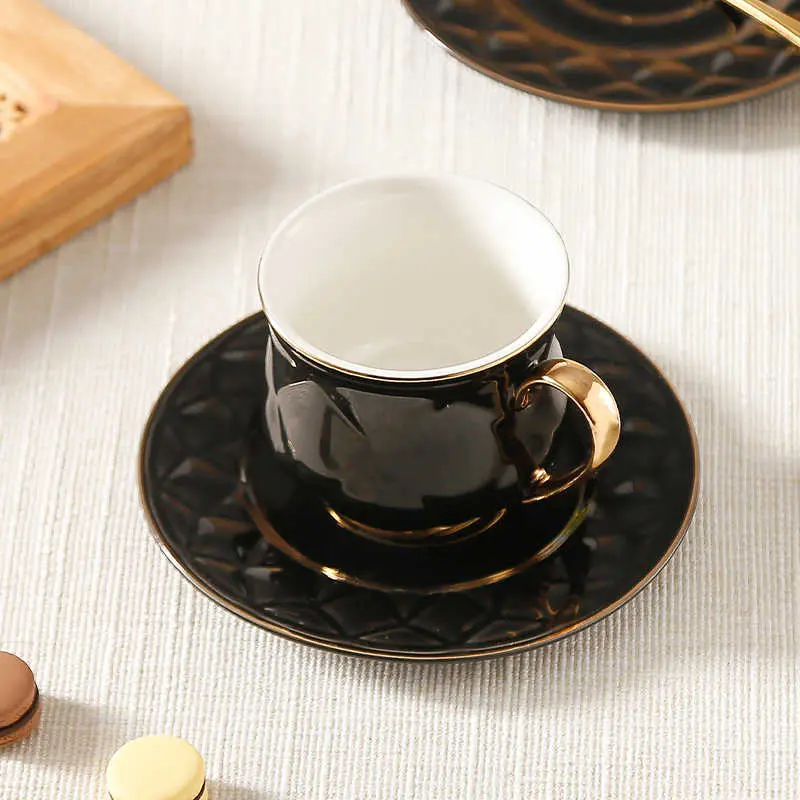 European Style Exquisite Ceramic Coffee Cups And Saucers Household Breakfast Milk Cup Pastry Plate Afternoon Tea Drinkware
