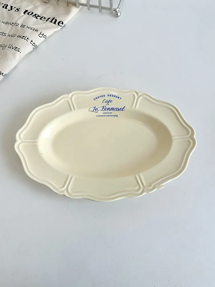 French Retro Oval Ceramic Plate Light Luxury Dessert Plate Breakfast Pastry Plate Household Tableware