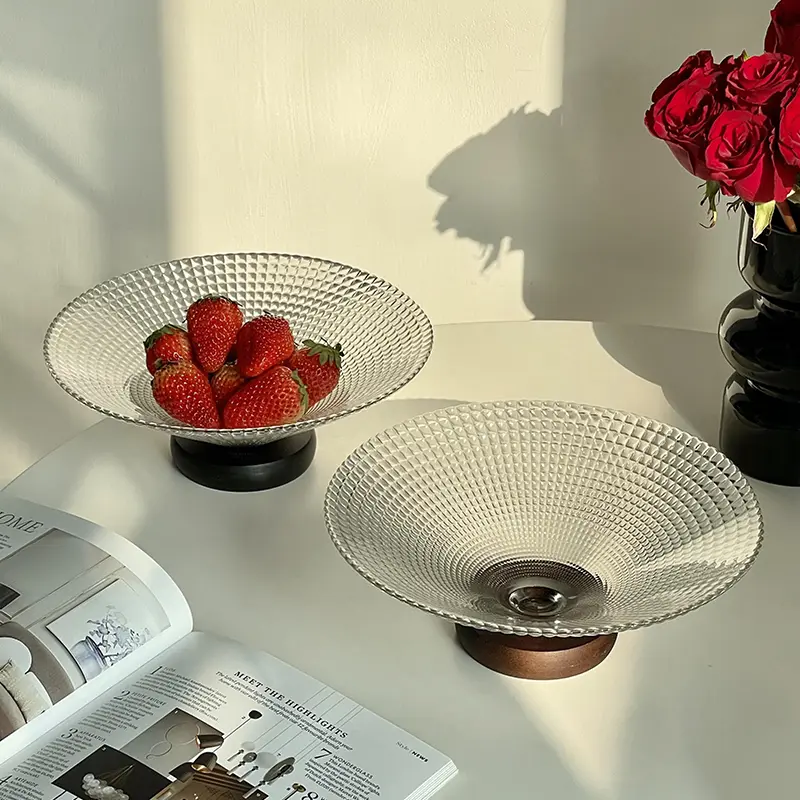 Household Exquisite Glass Fruits Tray Living Room Table High-grade Nut Disc Light Luxury Candy Snacks Tall Placing Trays