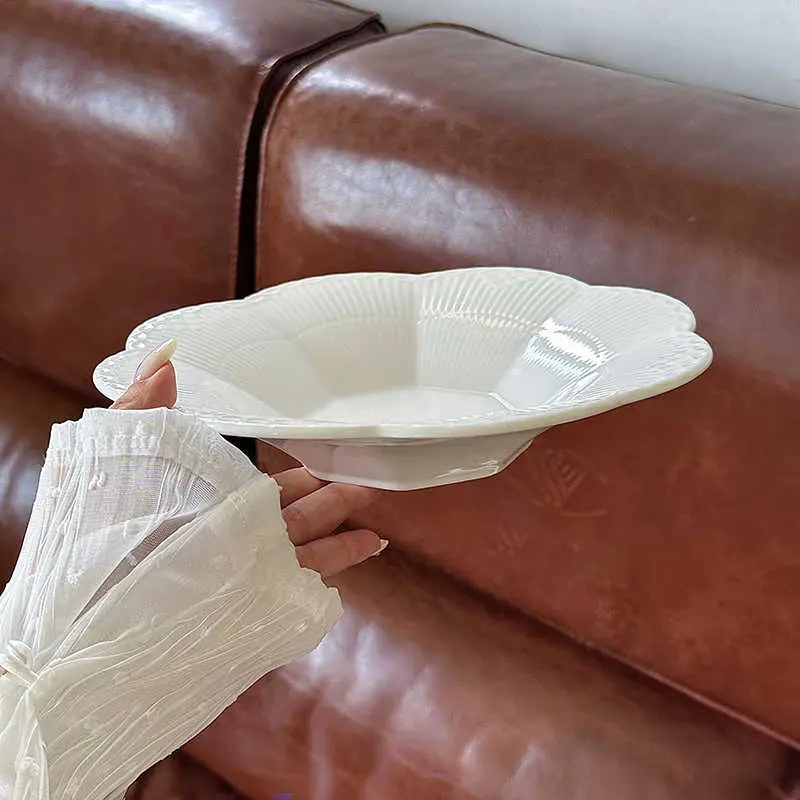 French Relief Ceramic Spaghetti Plate White Exquisite Restaurant Dessert Plates Household Solid Colour Lunch Dish Tableware