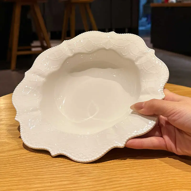 Light Luxury Relief Tableware White Ceramic Straw Hat Plate Spaghetti Western Flat Plates Household Breakfast Bowl
