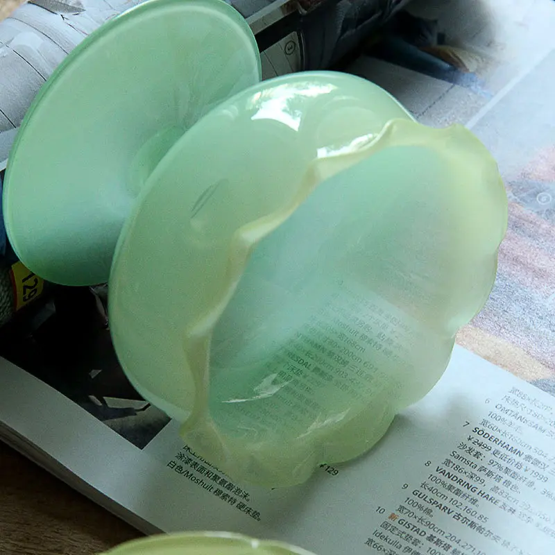 High-grade Ice Cream Dessert Cups Green Petal Shape Border Short Footed Glass Cups Breakfast Yogurt Cup Glassware Gift For Girls