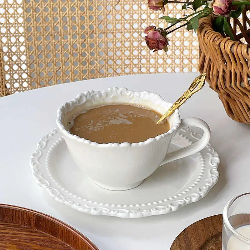 French Embossed Ceramic Coffee Cup And Saucer Retro Afternoon Tea Drinking Set Household Solid Color Latte Cup Dessert Saucer