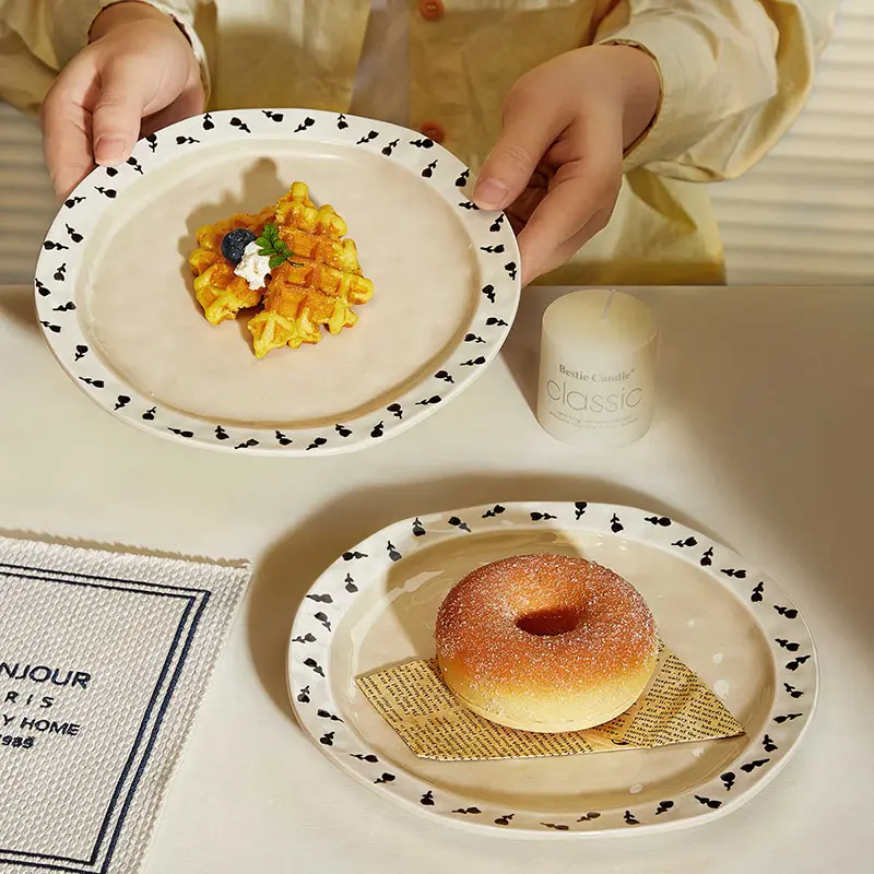 20.5cm French Dessert Tray Household Dish Plate Vintage Afternoon Tea Cake Plate Spaghetti Dish Printed Tableware