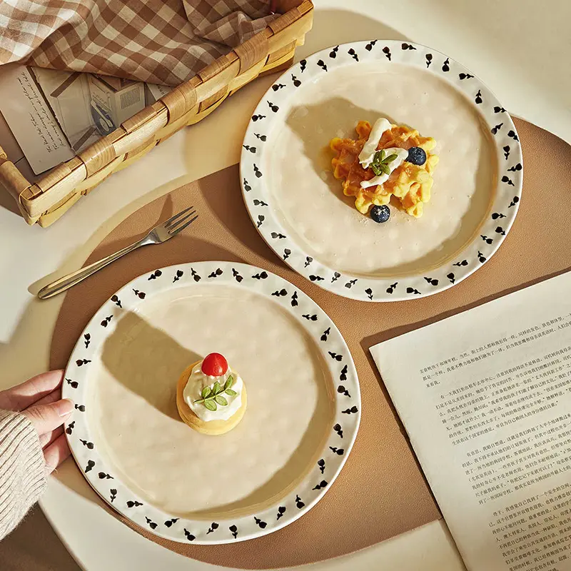 20.5cm French Dessert Tray Household Dish Plate Vintage Afternoon Tea Cake Plate Spaghetti Dish Printed Tableware