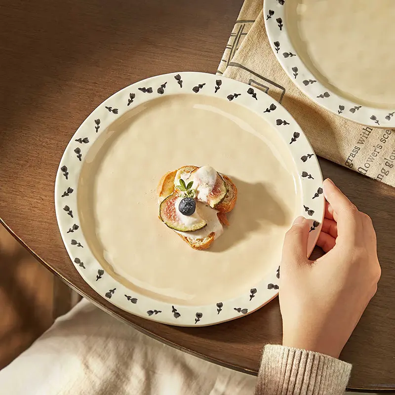 20.5cm French Dessert Tray Household Dish Plate Vintage Afternoon Tea Cake Plate Spaghetti Dish Printed Tableware