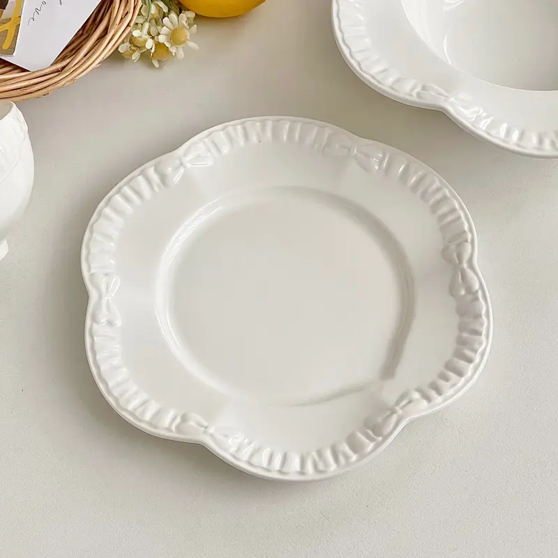 White Flower-shaped Ceramic Plate Bow Embossed Steak Spaghetti Plate Light Luxury Household Breakfast Dessert Pastry Plate