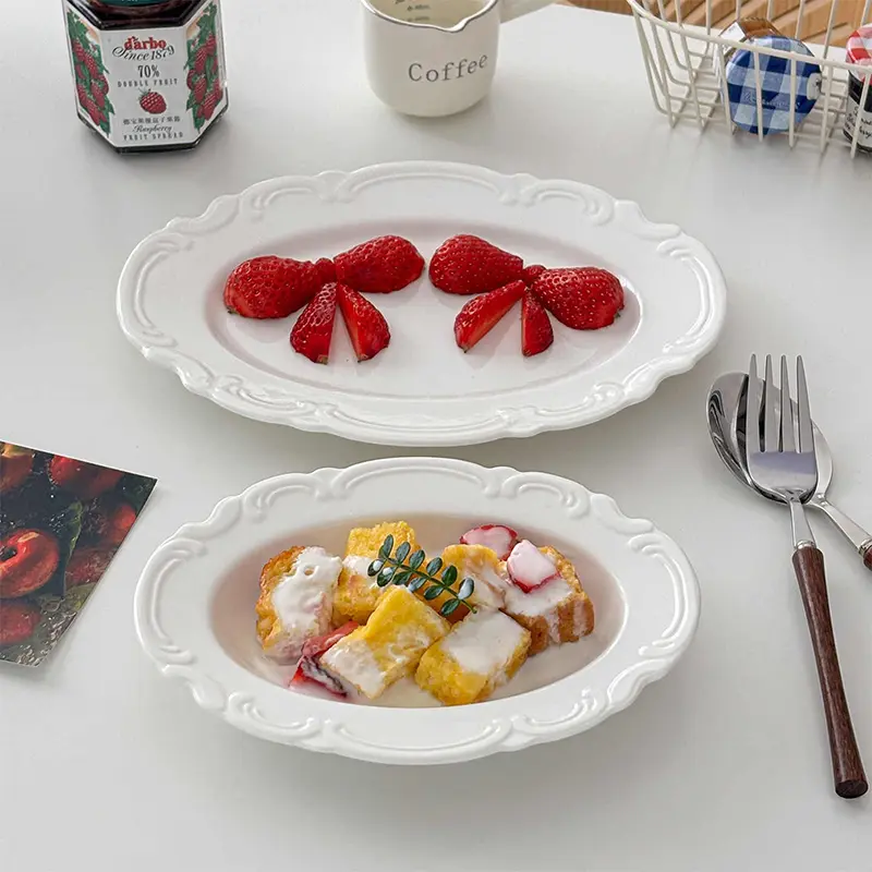 Vintage Relief Ceramic Oval Plate White Simple Dessert Pastry Flat Plates French Household Dinner Dish Solid Colour Tableware