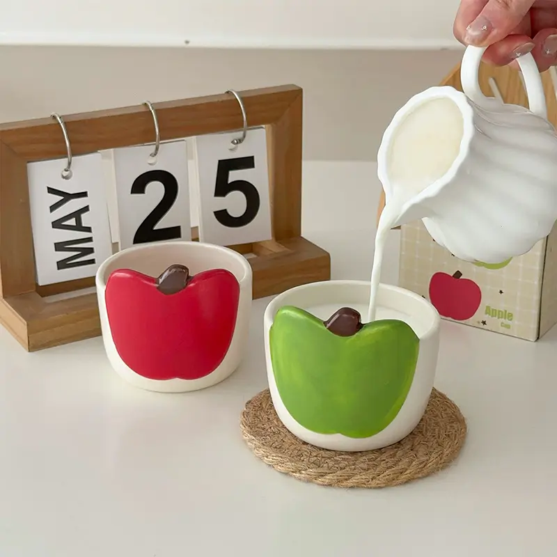 200ml Creative Hand-painted Ceramic Cups Cute Red And Green Apple Hand-held Cup Afternoon Tea Water Milk Coffee Mug