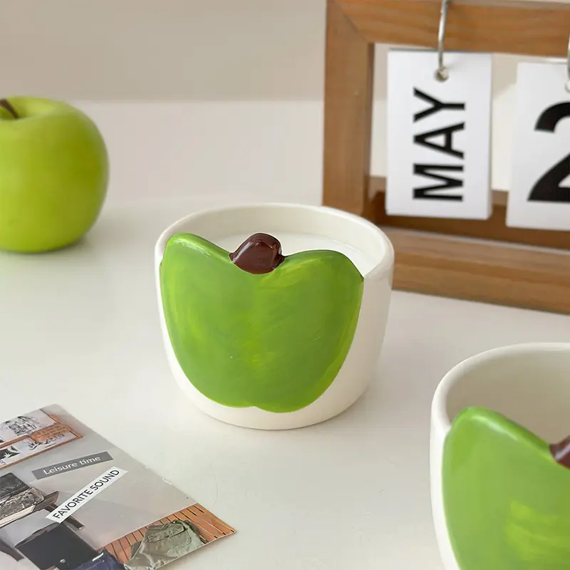 200ml Creative Hand-painted Ceramic Cups Cute Red And Green Apple Hand-held Cup Afternoon Tea Water Milk Coffee Mug