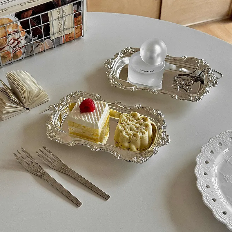 European Retro Stainless Steel Dessert Plate Cafe Cake Dish Exquisite Pastry Disc Jewelry Storage Ornaments