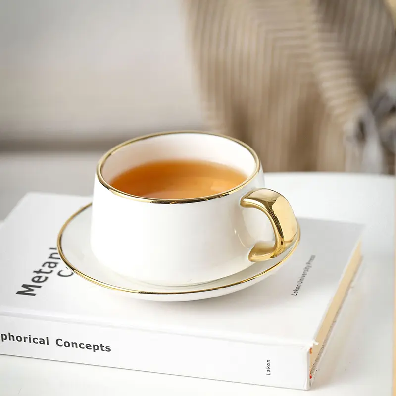 European Light Luxury Ceramic Coffee Cups And Saucers Gold Rimmed Afternoon Tea Drinkware Household Creative Cups Snack Plates