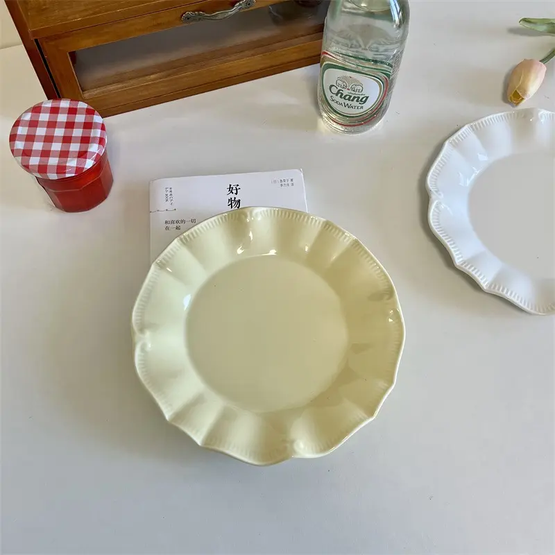 French Irregular Relief Dessert Cake Plate Exquisite Fruit Tray Household Breakfast Bread Dish 20cm Tableware