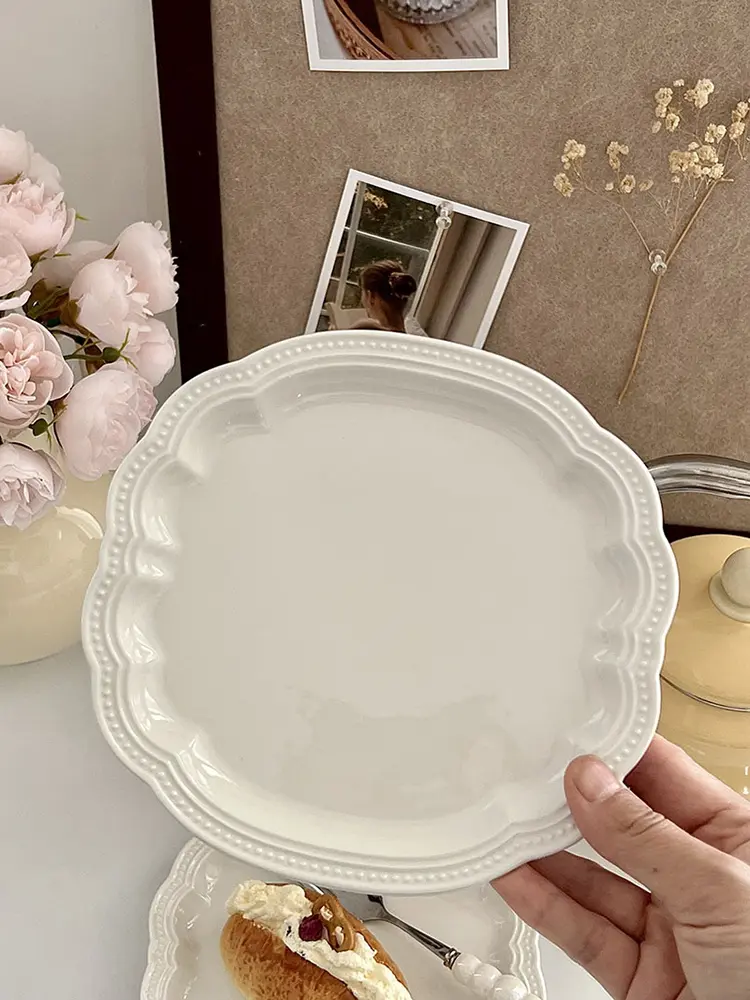 French Ceramic Relief Dinner Plate Simple White Breakfast Snack Plate Household Pastry Plate Tableware