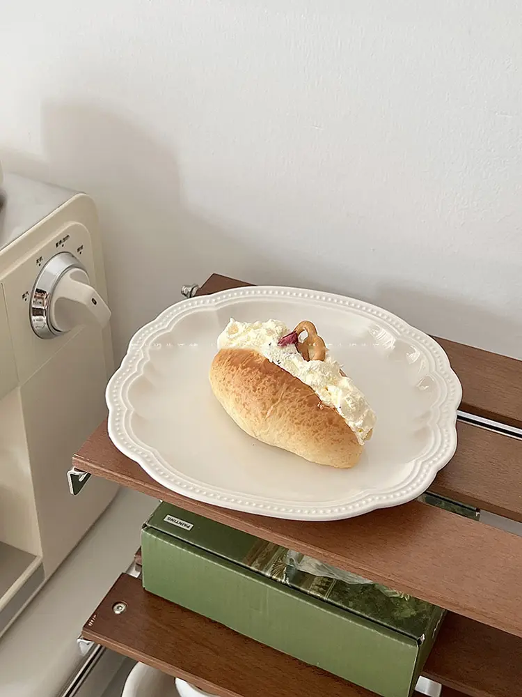 French Ceramic Relief Dinner Plate Simple White Breakfast Snack Plate Household Pastry Plate Tableware