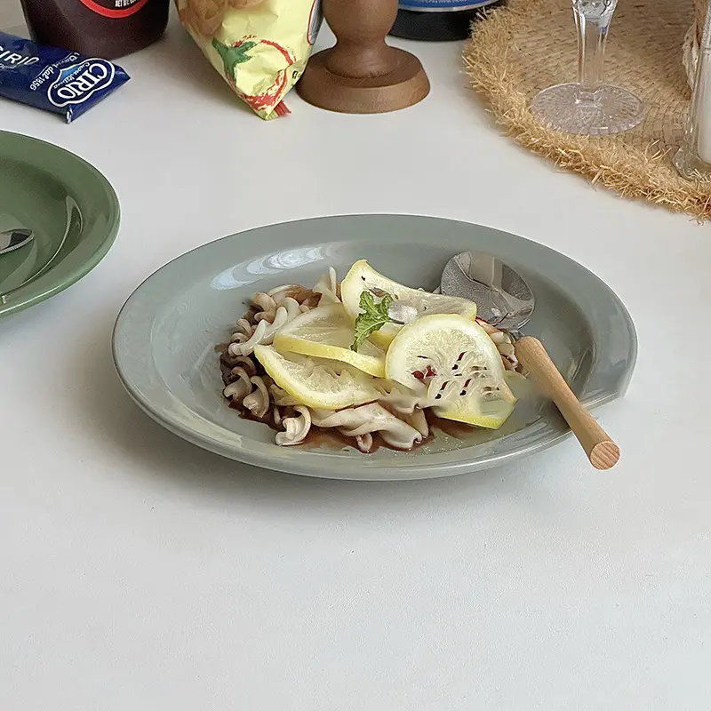 Vintage Ceramic Breakfast Tray Solid Colour Simple Western Spaghetti Plate Dessert Cake Plate 21cm Dish Household Tableware