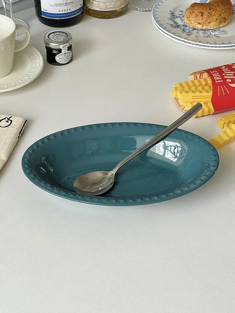 Vintage Embossed Oval Plate Light Luxury Pasta Soup Plate Restaurant Salad Plate Lake Green Tableware