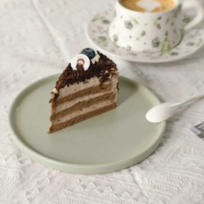 18cm Sesame Glazed Ceramic Dessert Plate Green Household Western Flat Plates Simple Salad Dish Tableware