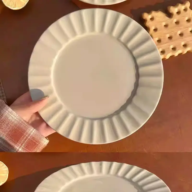 19cm Ceramic Dessert Plate Coffee Shop Cake Plates Solid Colour Striped Dinner Dish Breakfast Pasta Disc Simple Tableware