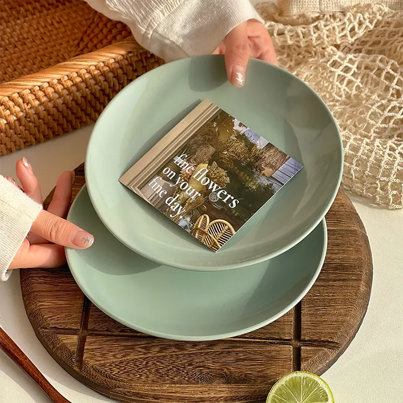 Household Ceramic Shallow Plates Classic Simple Designed Green Color Disc Breakfast Bread Toast Round Plate Kitchen Tableware