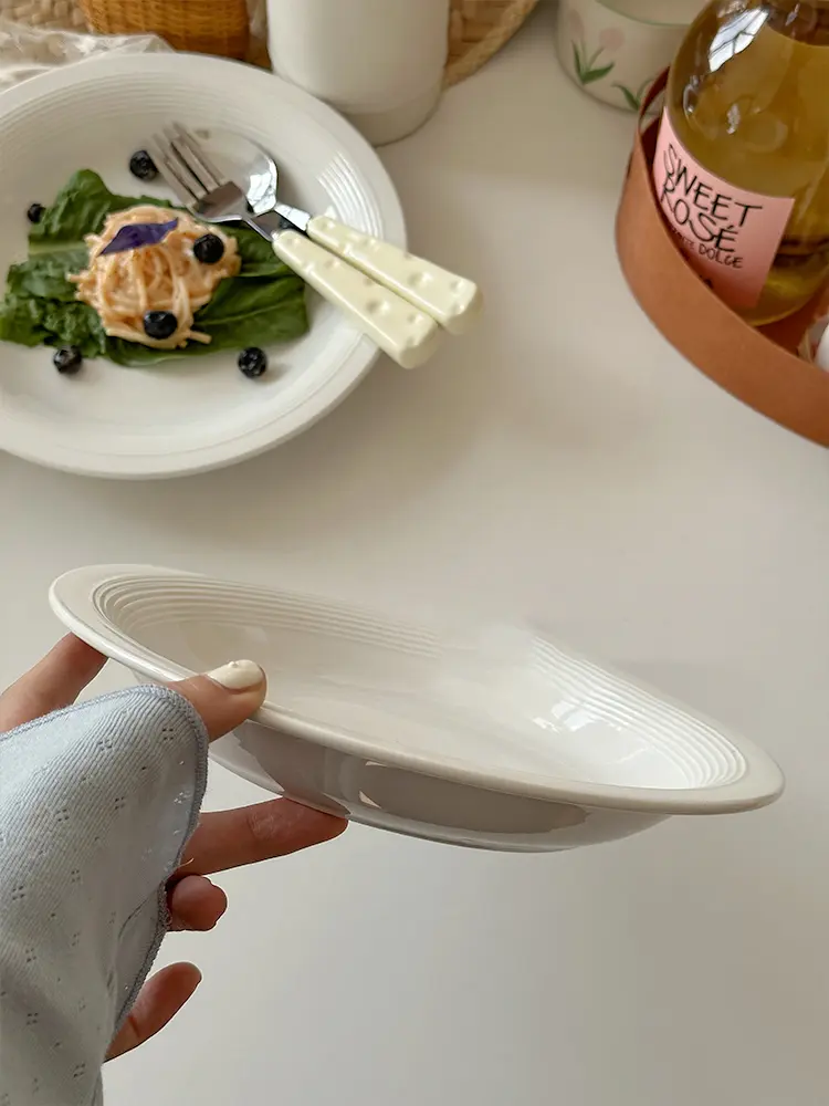 Ceramic Household Salad Plate Relief White Soup Plate Spaghetti Deep Plate Simple Western Food Plate Tableware