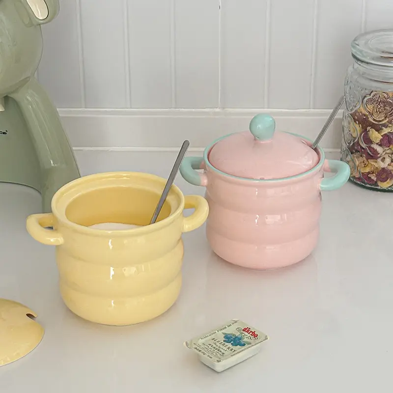 Cute Creamy-color Kitchen Spice Jar Colour Blocking Binaural Ceramic Storage Jars Household Salt Sugar Chilli Jars With Lid