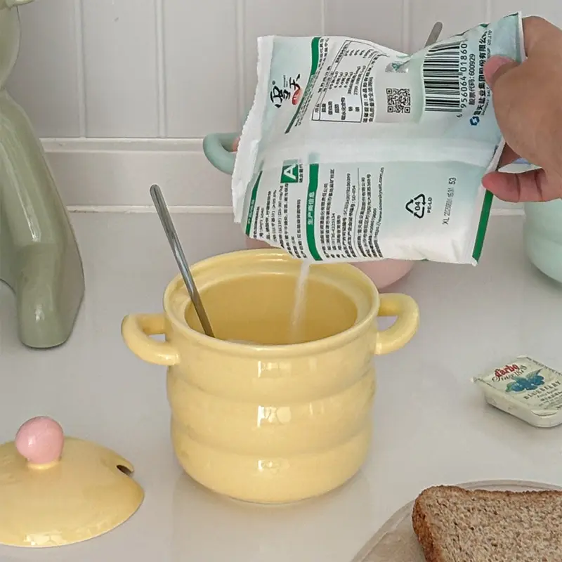 Cute Creamy-color Kitchen Spice Jar Colour Blocking Binaural Ceramic Storage Jars Household Salt Sugar Chilli Jars With Lid