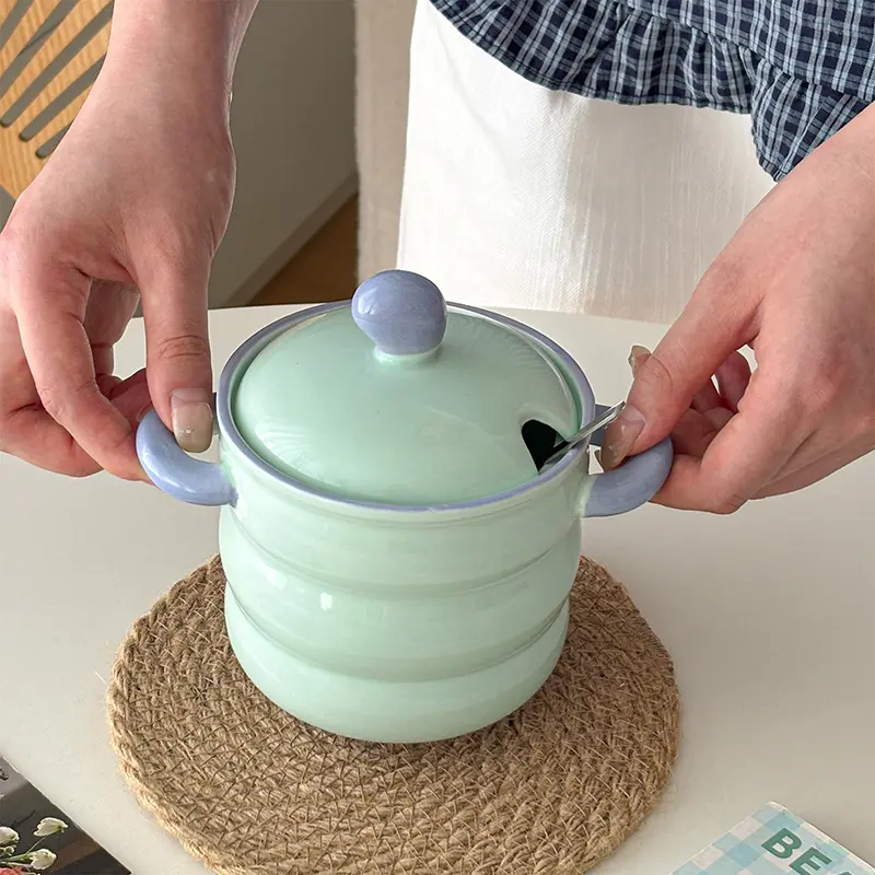 Cute Creamy-color Kitchen Spice Jar Colour Blocking Binaural Ceramic Storage Jars Household Salt Sugar Chilli Jars With Lid
