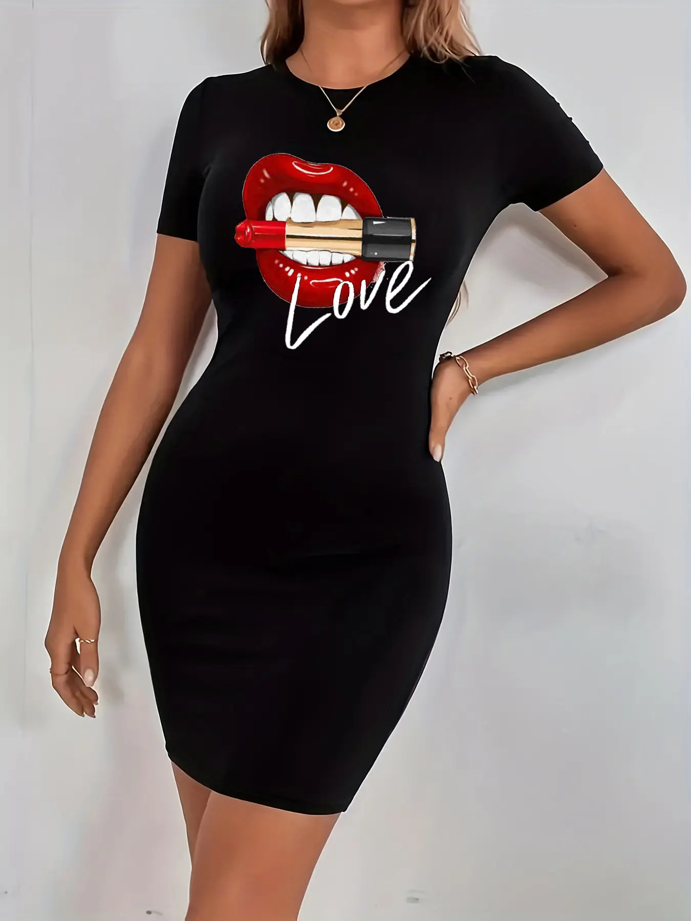 Women's plus size summer red lip LOVE print Tops tee O-neck Short Sleeve  short sleeved round neck slim fit casual T-shirt dress