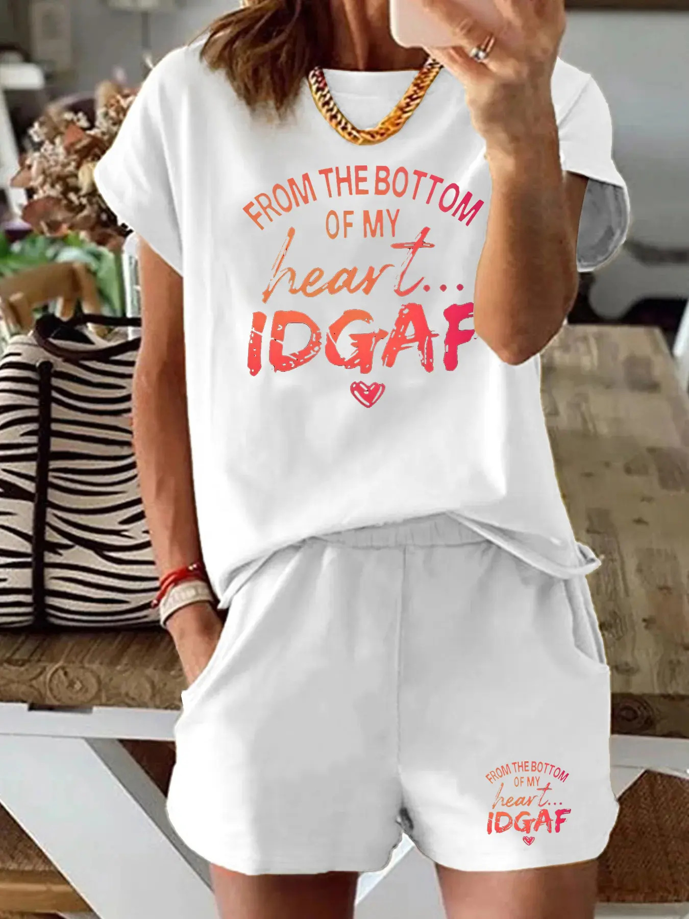 Summer women's comfortable loose fashionable letter printed casual loose round neck short sleeved T-shirt shorts two-piece set
