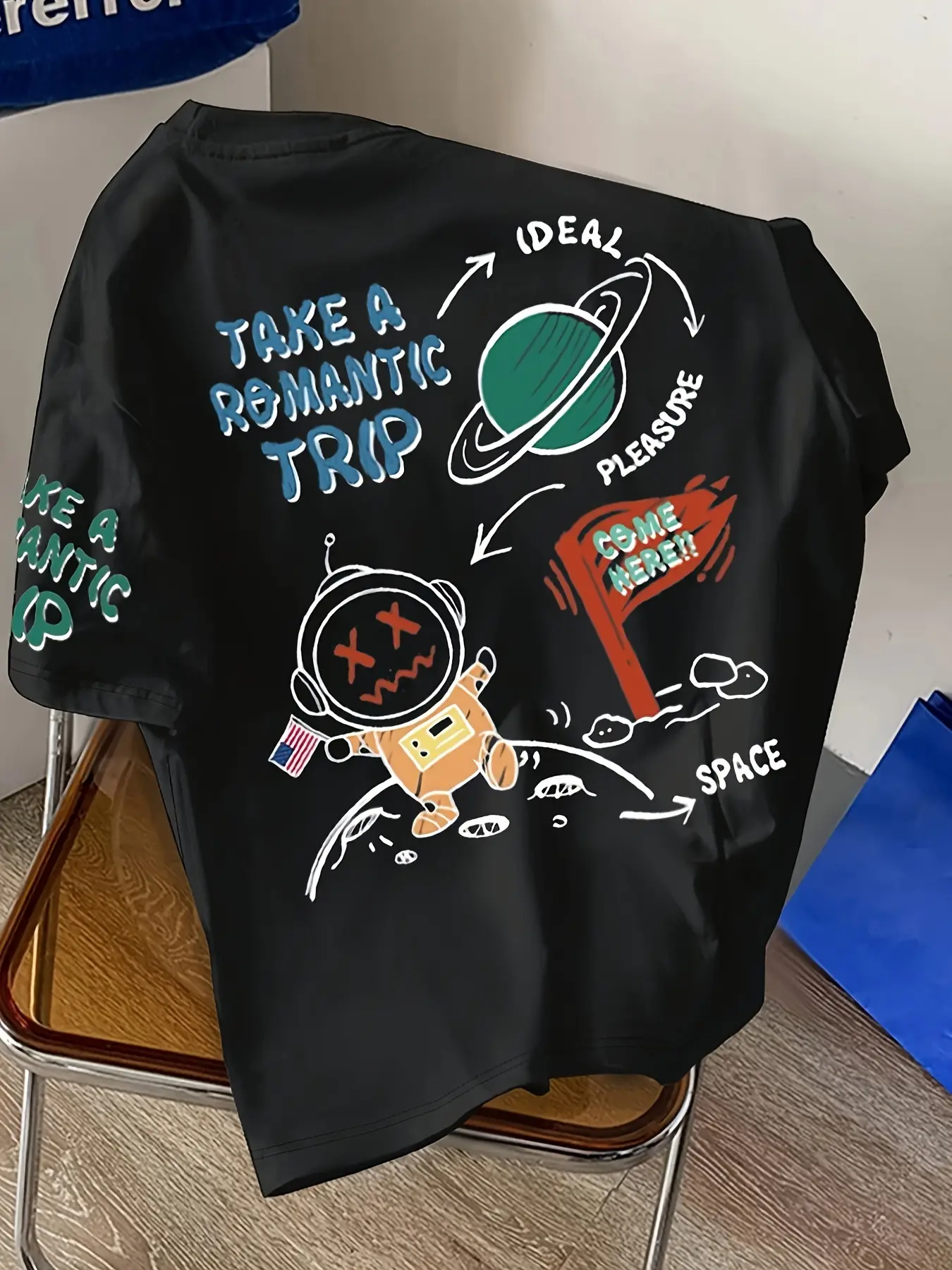 Men's summer 100 cotton fashionable casual sports loose fit plus size astronaut cartoon printed round neck short sleeved T-shirt