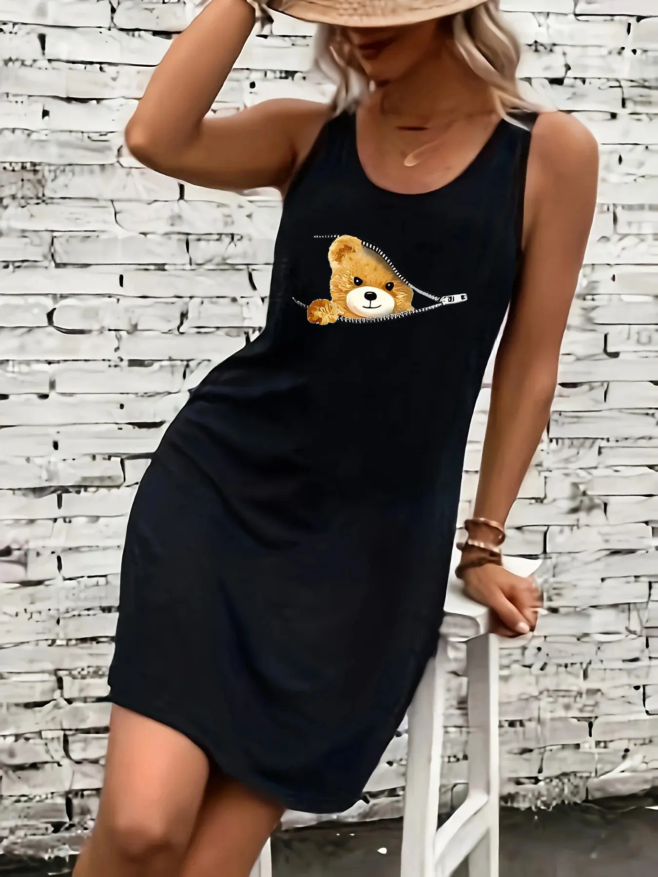 Women's summer loose, comfortable, casual, fashionable cartoon bear pattern printed black sleeveless vest dress punk style dress