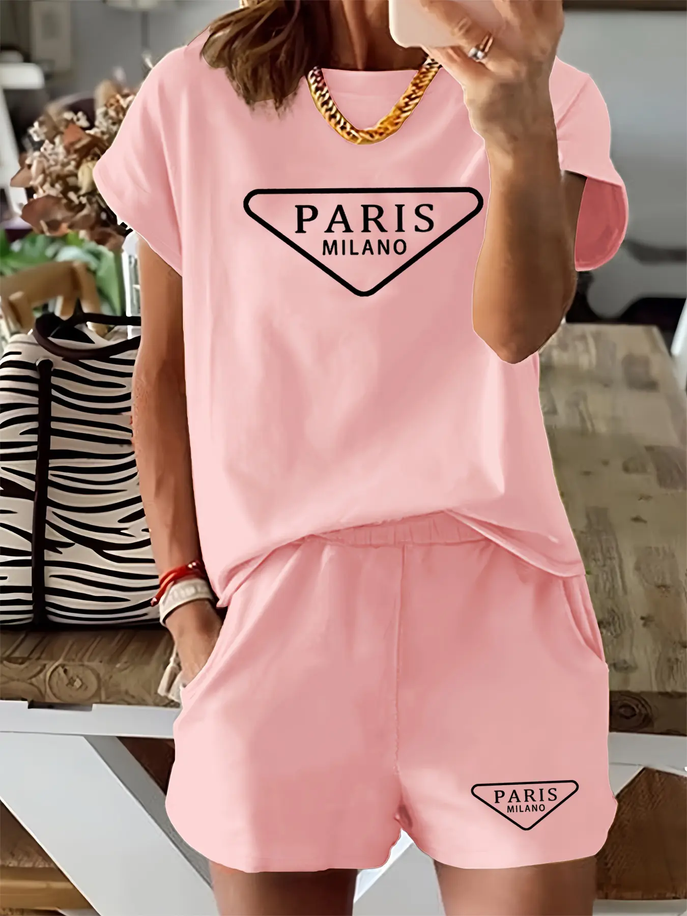 Summer women's fashion Paris MILANO letter printed casual loose round neck short sleeved T-shirt shorts two-piece set