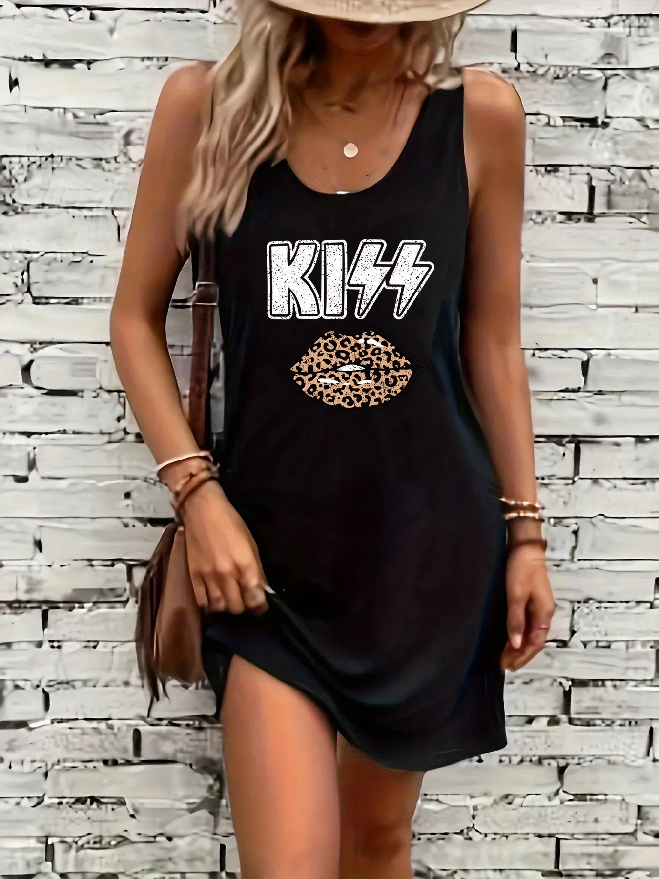 Women's summer loose comfortable casual red lips and lipstick pattern printed black sleeveless vest dress punk style dress