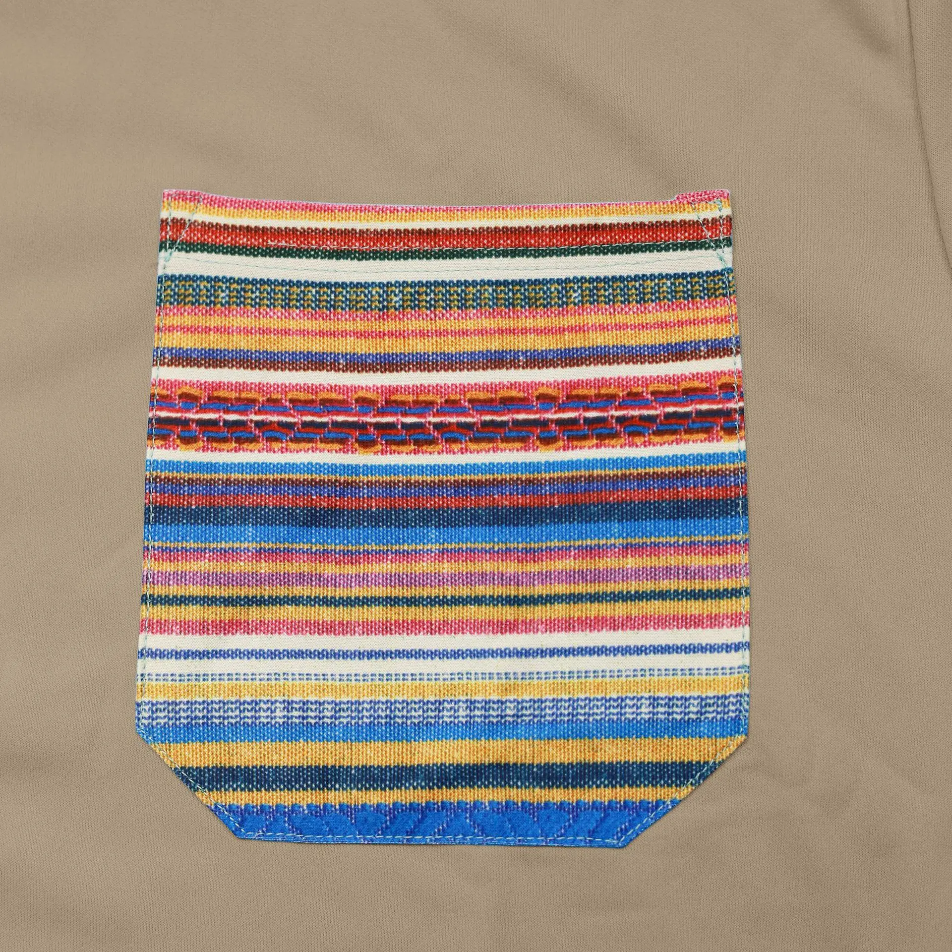 Men's New Summer Bohemian Shirt Short Sleeved Hawaiian Vacation Style Loose Casual Top Contrasting Color Light Luxury