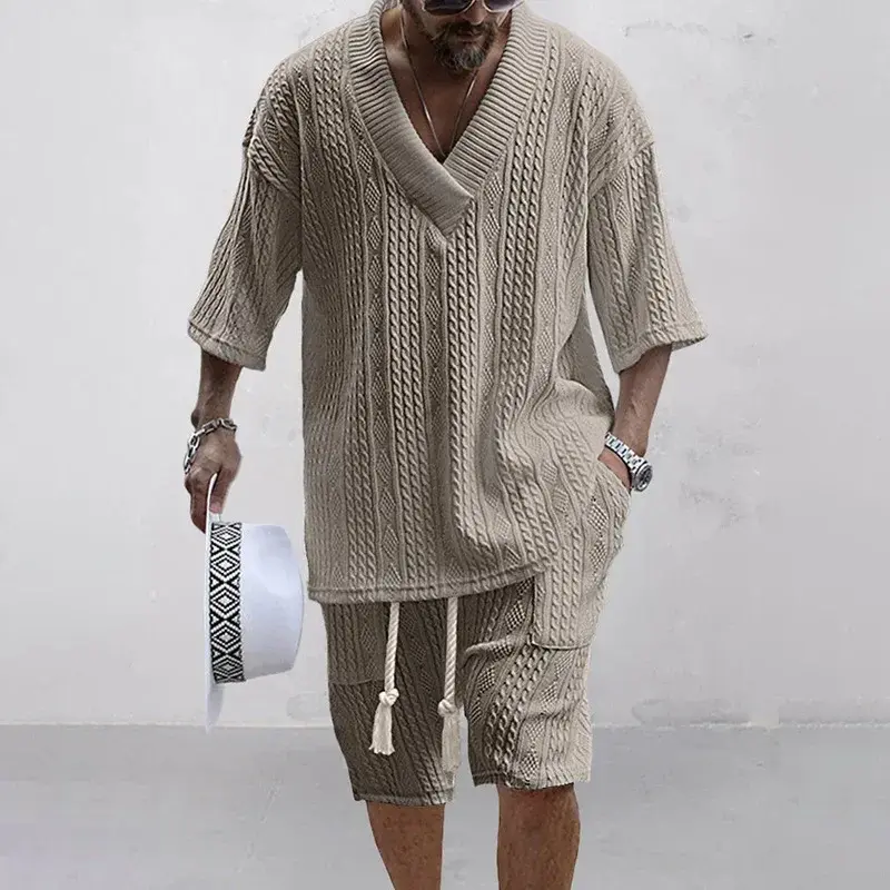 Summer New Men's Sports Suit Men's V-neck Top Loose Two-piece Set Men's Casual Trend Street Retro Suit