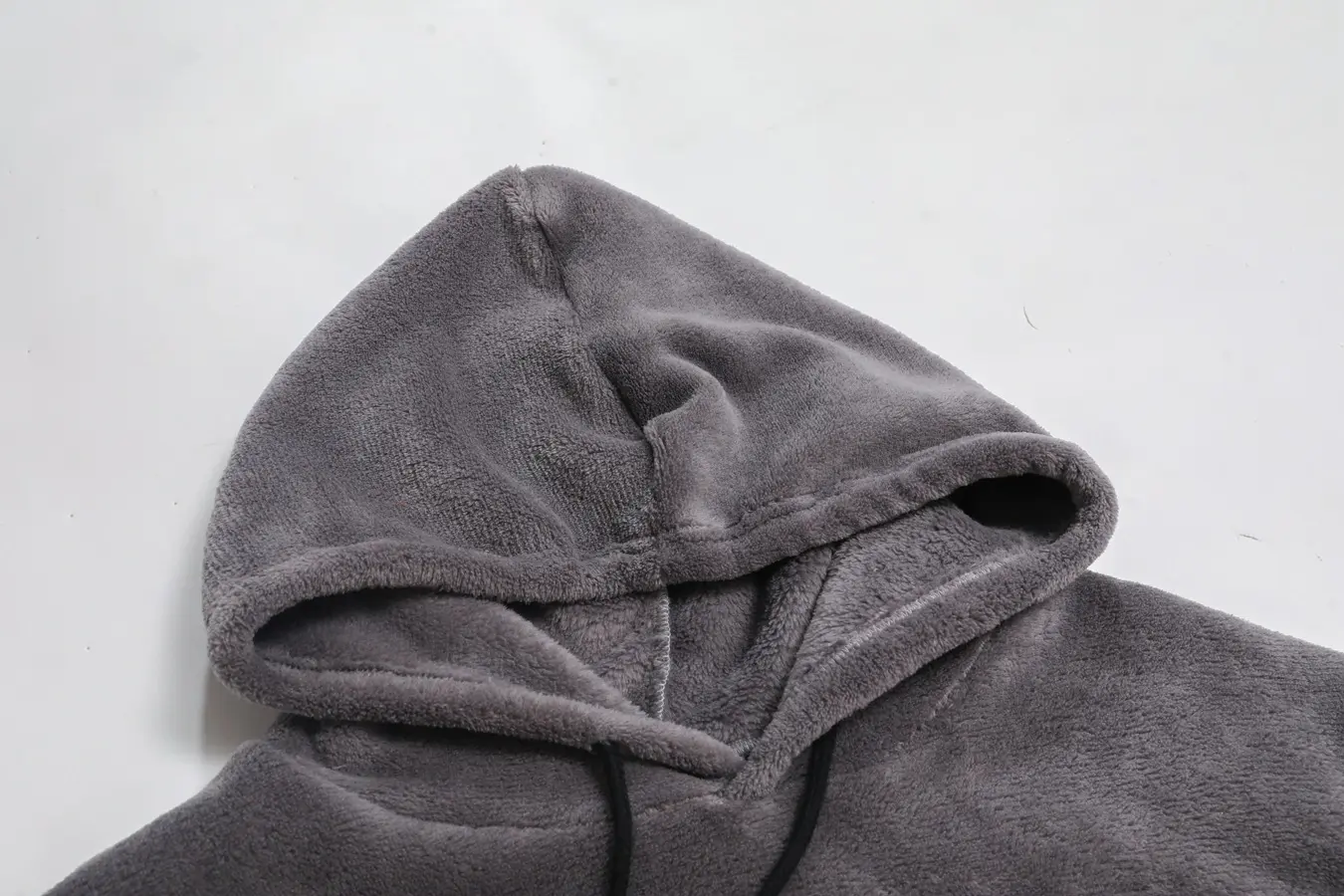 Autumn and Winter Casual Outdoor Sports Cool Hooded Sweatshirt Men's Fashionable Hoodie Coral Fleece