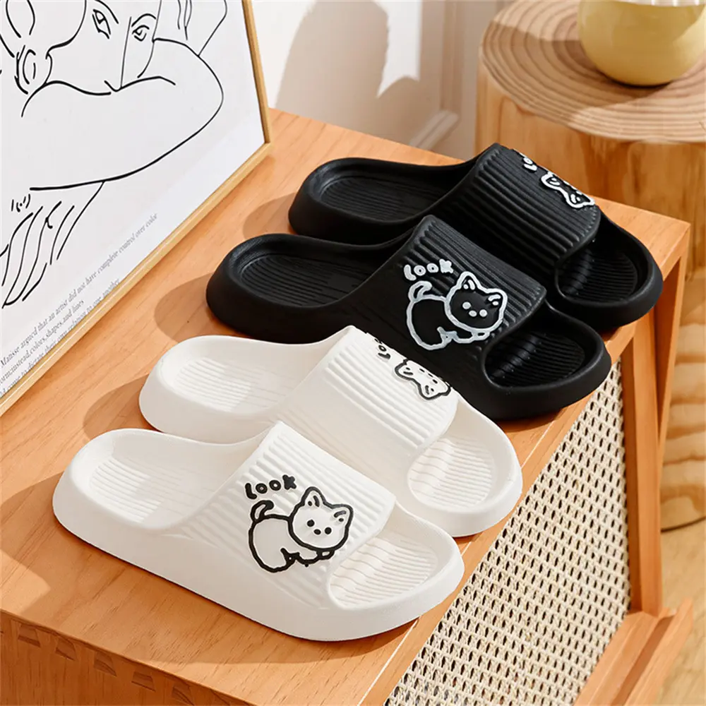 Summer Slippers Women Men Thick Sole Cartoon Beach Slides Bathroom Anti Slip Soft Home Sandals Ultra Light Shoes Couples Slipper