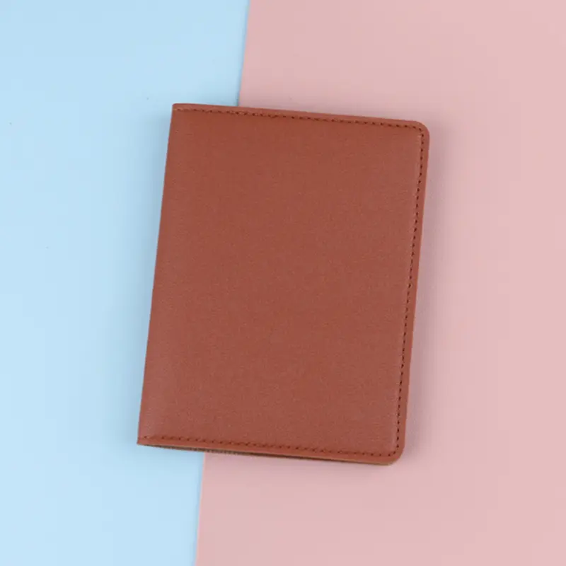 Unisex Crazy Horse Passport Cover Women Men Genuine Leather Passport Case Pocket Carry Travel Card Holder Wallet