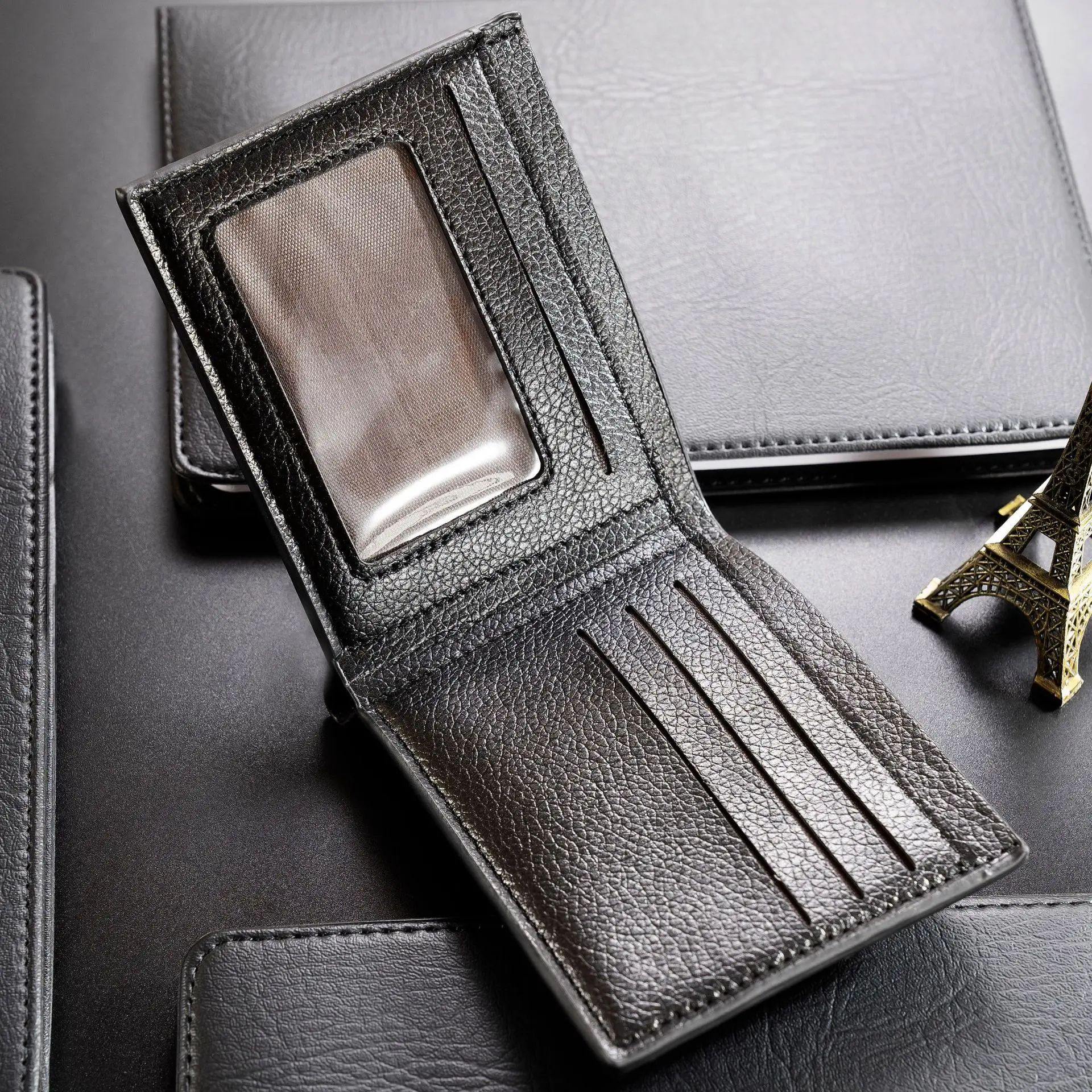 Men's Short Soft Leather Wallet Pu Leather Young Men's Student Wallet Retro Zipper Horizontal Short Wallet Multi-functional