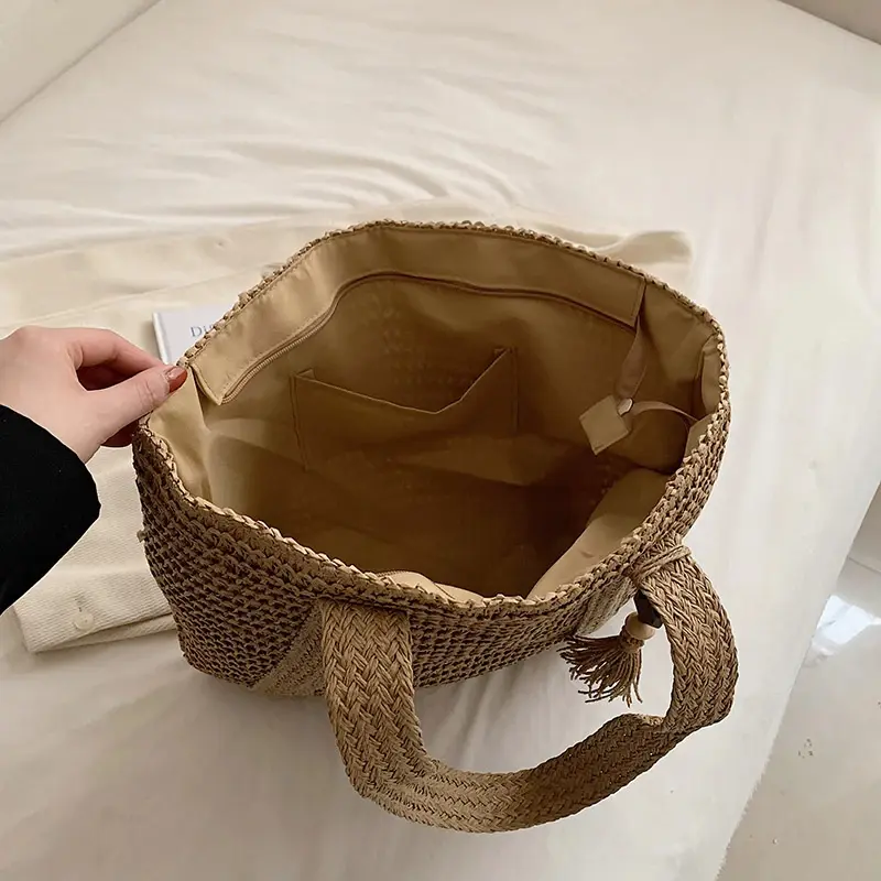 Large Capacity Weave Tote Summer Beach Straw Handbag Tassel Design Female Bohemian Shoulder Bag for Women Ladies Travel Bag