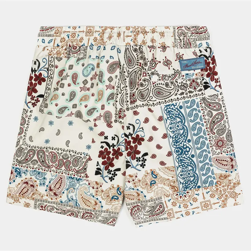 New Luxury Paisley Men Shorts Classic Fashion Graphic Design Breathable Loose Beach Short Daily Casual Fashion Retro Board Short
