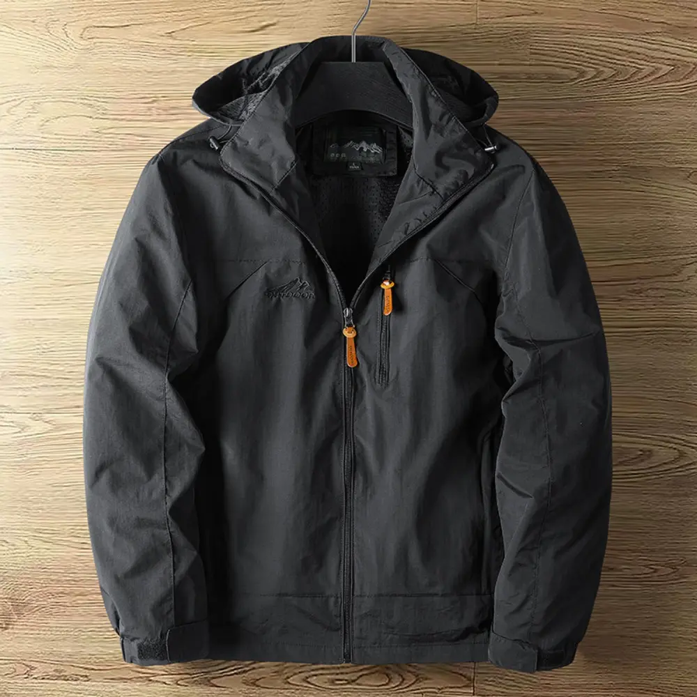 Men's Spring and Autumn Thin Section Punching Jacket Outdoor Jackets Men With Hat Clambing Streetwear Fashion