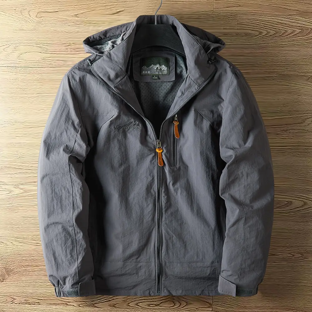 Men's Spring and Autumn Thin Section Punching Jacket Outdoor Jackets Men With Hat Clambing Streetwear Fashion