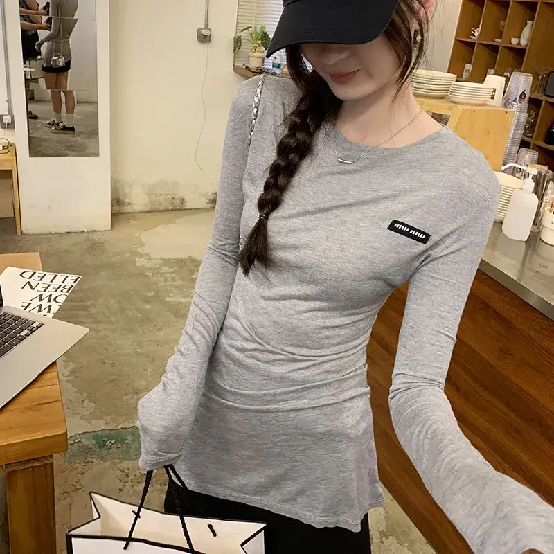 Skin-friendly Lightweight Long Sleeve Women's T-shirt Chic Labelled Cover-up Base Layer Shirt Early Autumn New Style Trendy Top