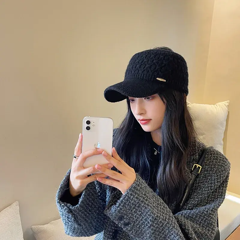 Autumn/Winter Fashionable Fleece-Lined Knit Rabbit Fur Hat Women's Big Head Duck Tongue Hat Face-Revealing Small Yarn Hat