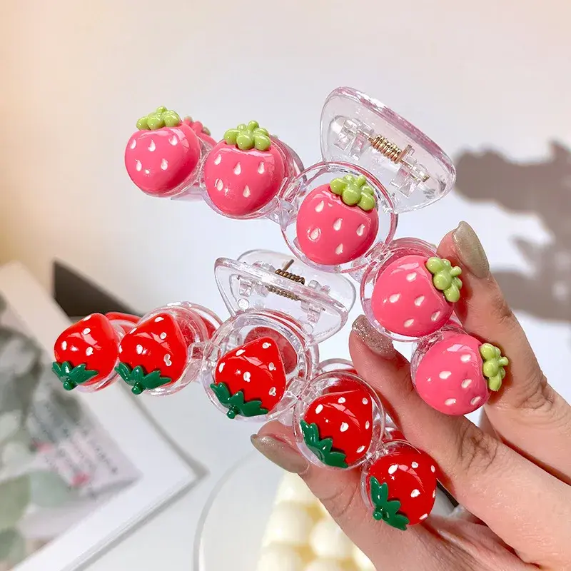 Sweet Girl Shark Clip Strawberry Peach Fruit Large Grab Clip Cute Hair Accessories for Girls Spring Summer New Arrival