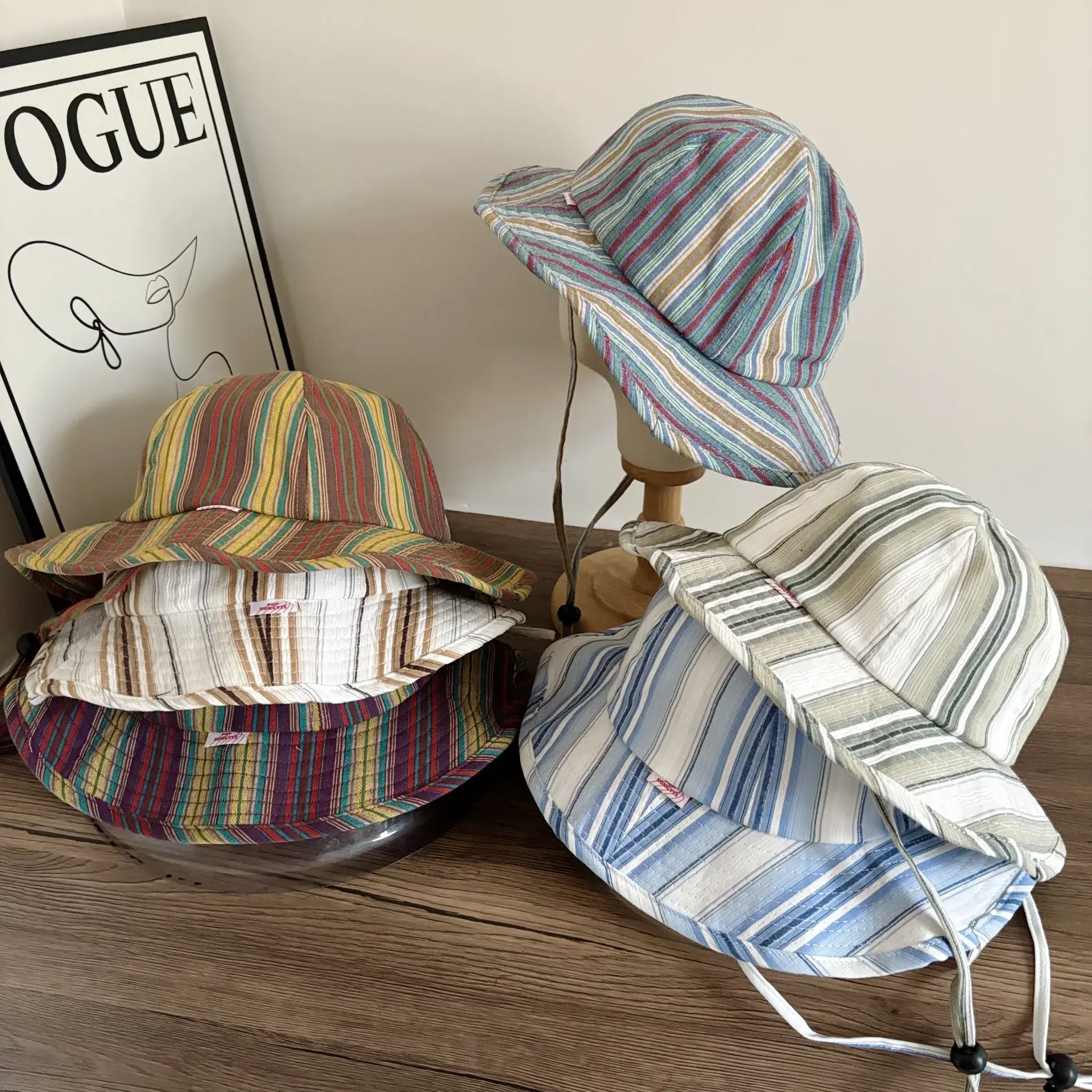 Fashionable Striped Forward Cap Unisex Stylish Versatile Small Face Trendy Duckbill Hat Korean Version New Arrival 2025